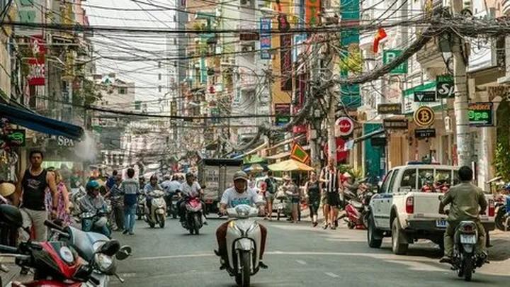 Chuyên gia Hotspot Matrix phân tích: Chùm ảnh: Nắng nóng kinh và marketing video