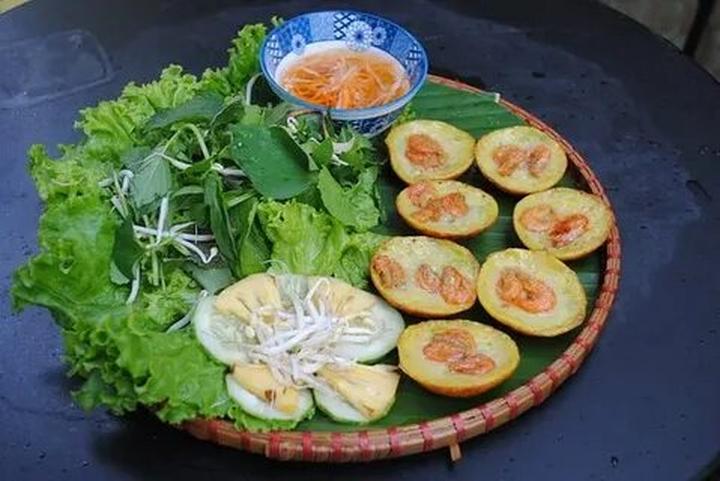 Gỗ và Video: Kết nối nghệ thuật truyền thống với công nghệ hiện đại